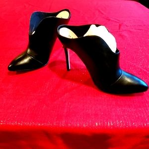 NEW Renvy Women's Genuine Leather Heeled Mule Stiletto Bootie Size 9.5 Sexy